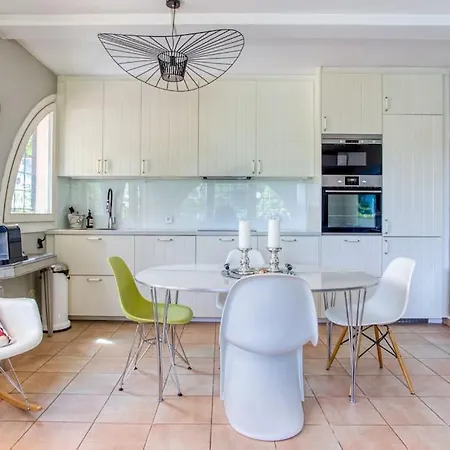 Cap With Sauna And Swimming Pool Appartement